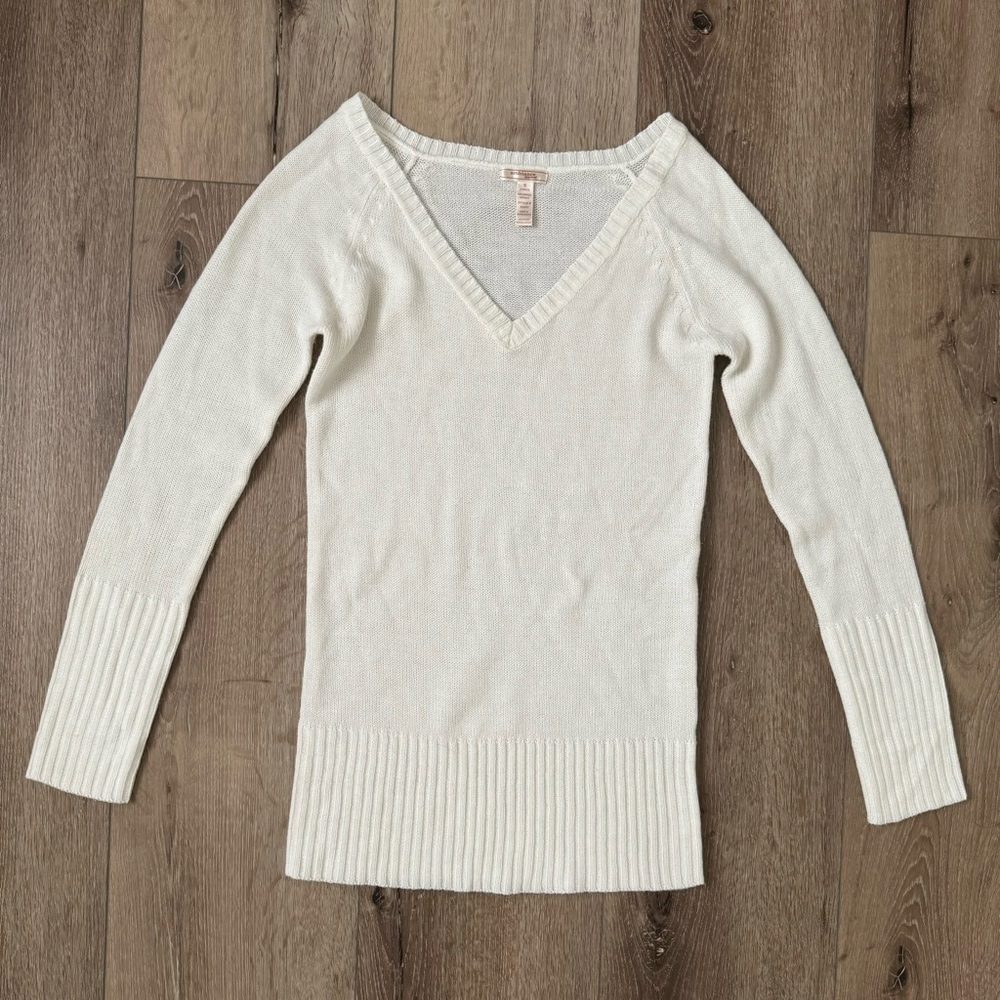 AMBIANCE APPAREL Y2K V Neck Sweater Size Small Cream Long Sleeves